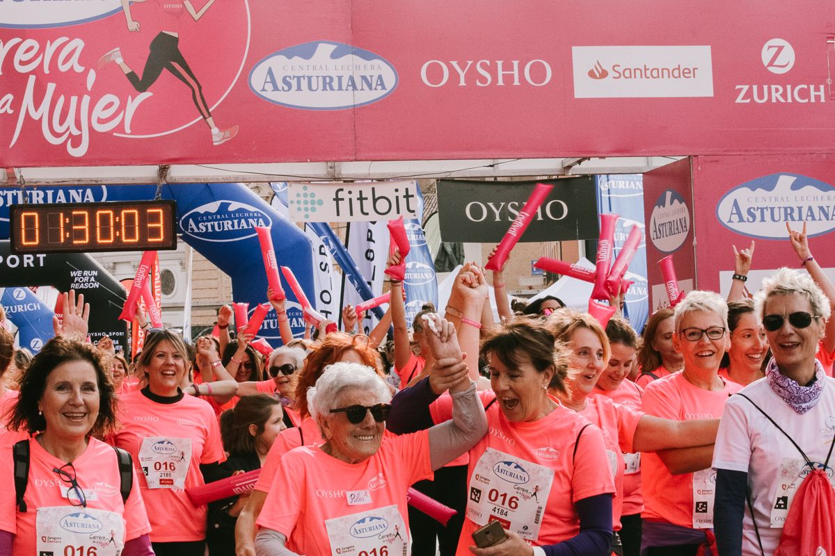 Llegada de la Carrera de la Mujer de Zaragoza (GALERÍA 26)