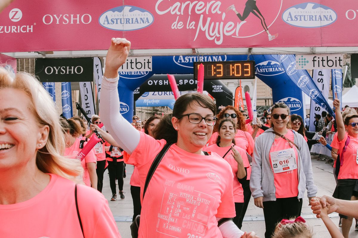 Llegada de la Carrera de la Mujer de Zaragoza (GALERÍA 26)