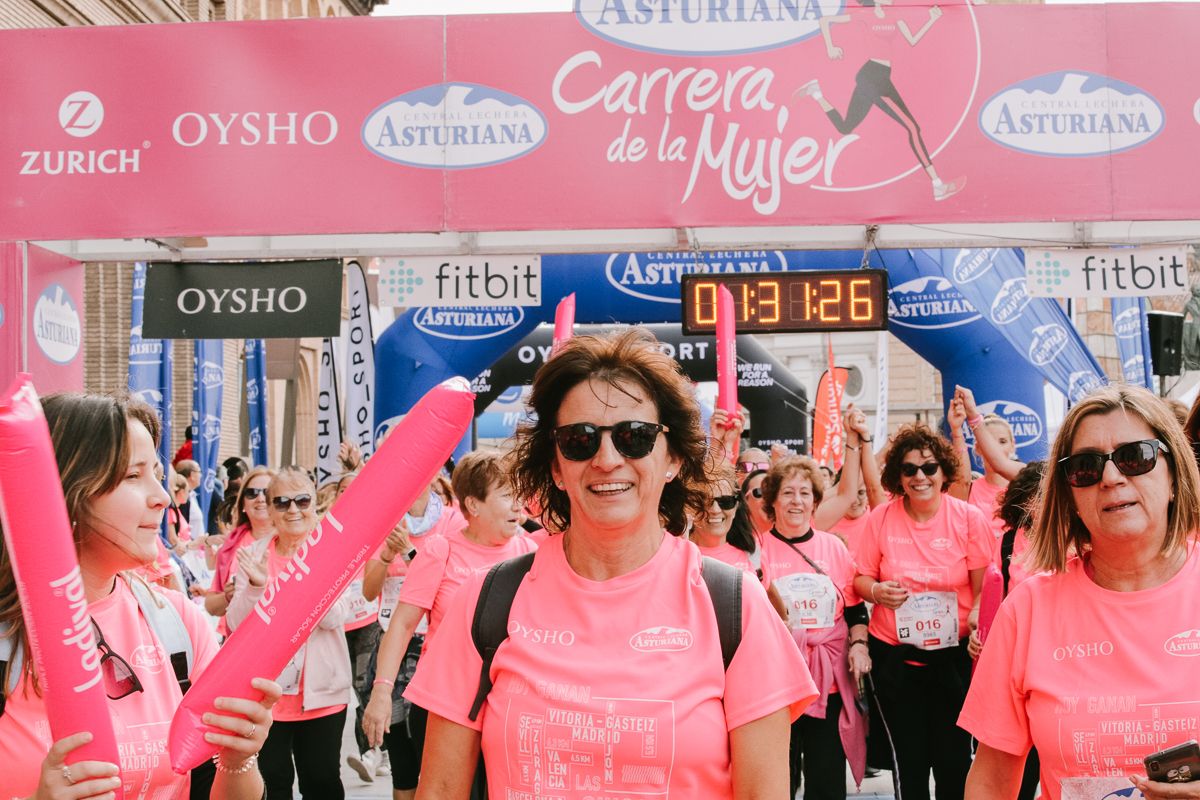 Llegada de la Carrera de la Mujer de Zaragoza (GALERÍA 27)