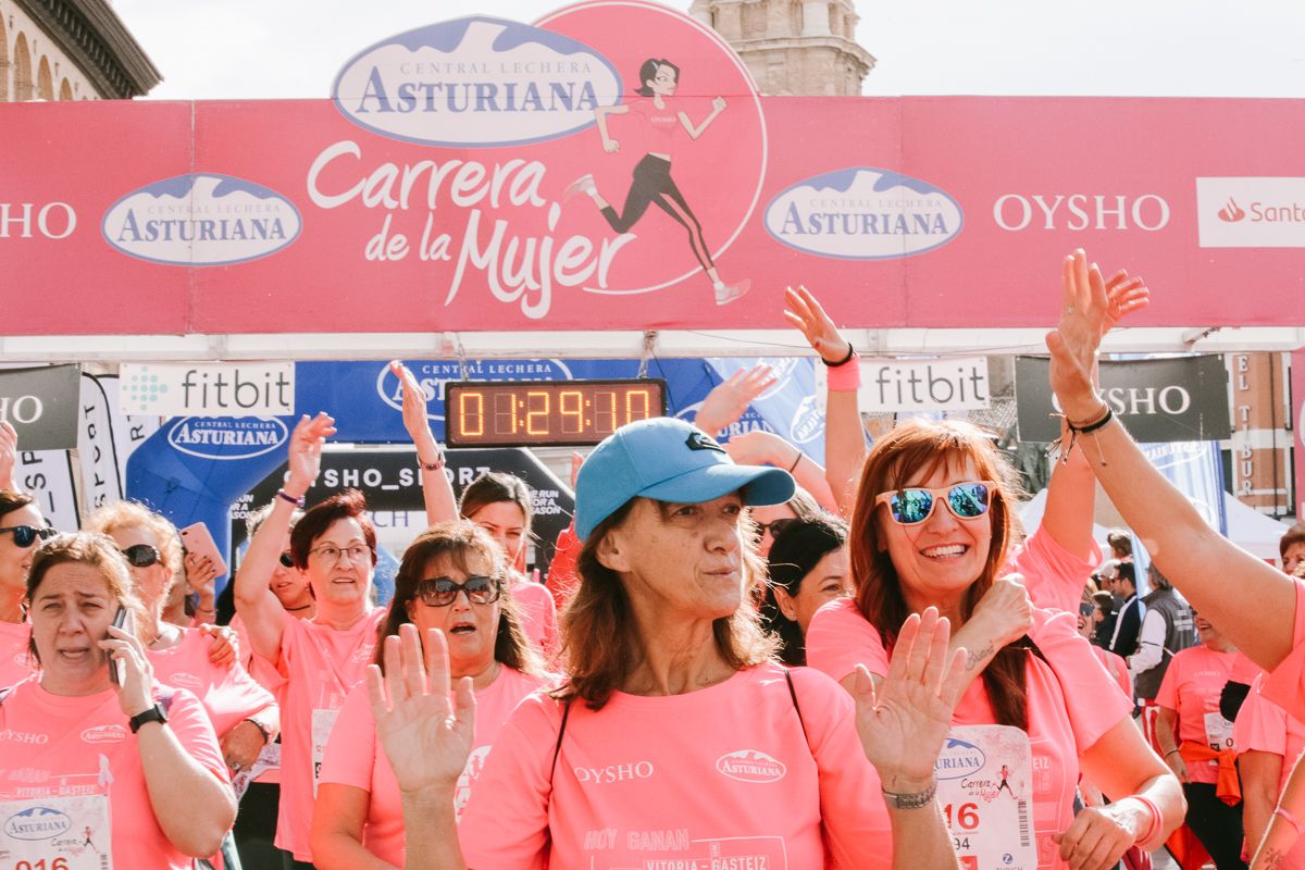 Llegada de la Carrera de la Mujer de Zaragoza (GALERÍA 25)