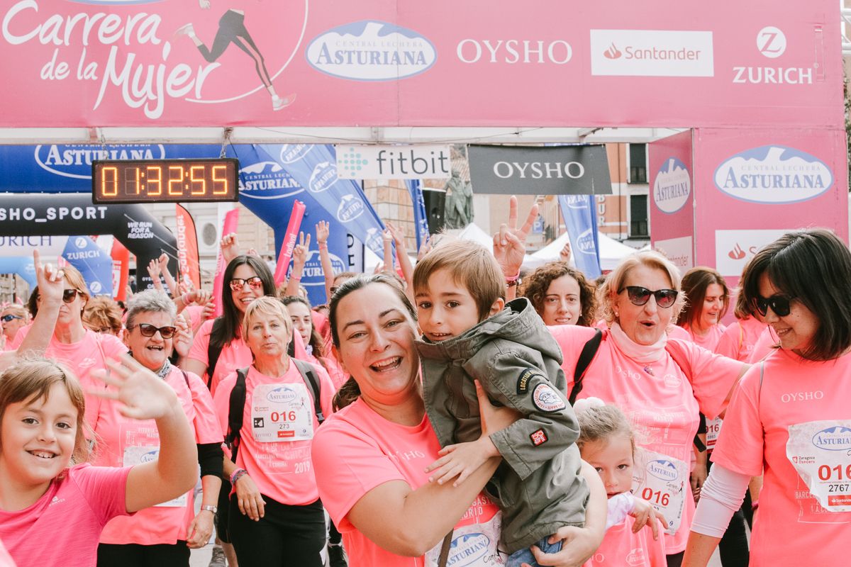 Llegada de la Carrera de la Mujer de Zaragoza (GALERÍA 27)