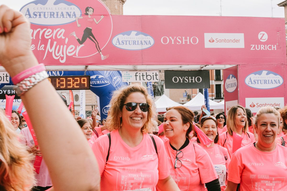 Llegada de la Carrera de la Mujer de Zaragoza (GALERÍA 28)