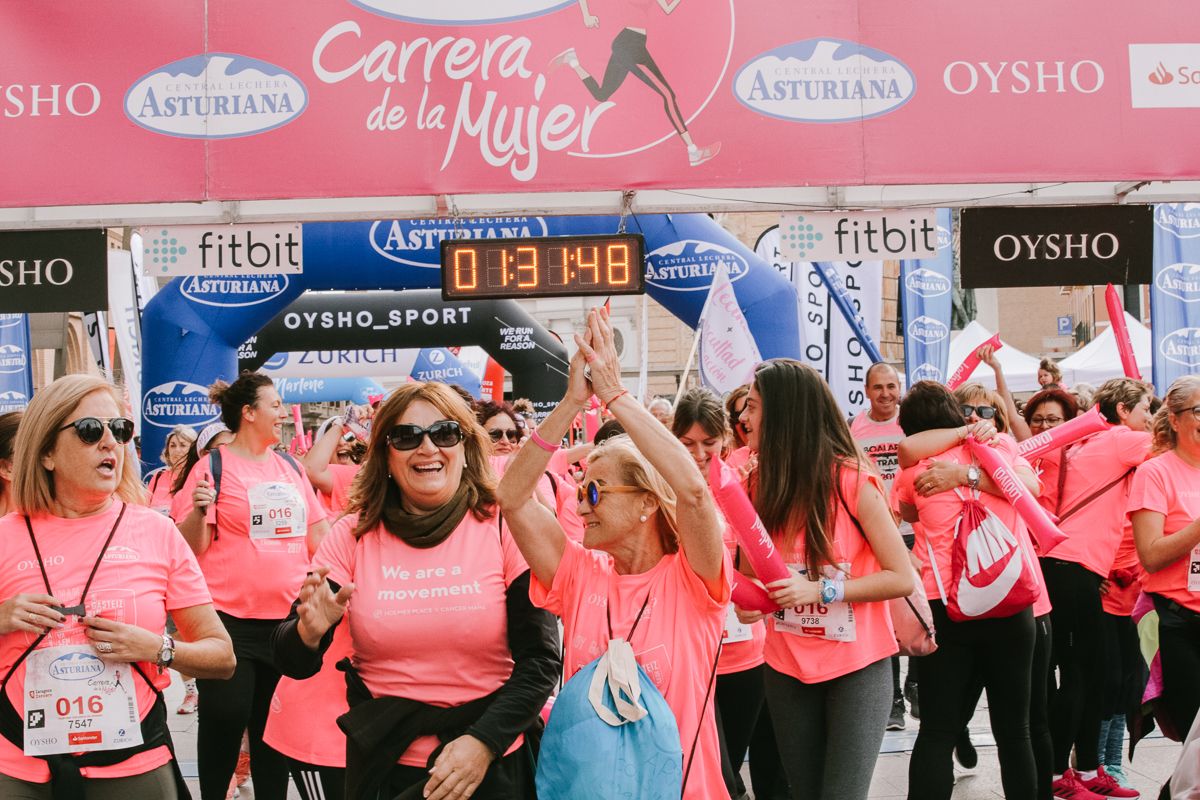 Llegada de la Carrera de la Mujer de Zaragoza (GALERÍA 27)