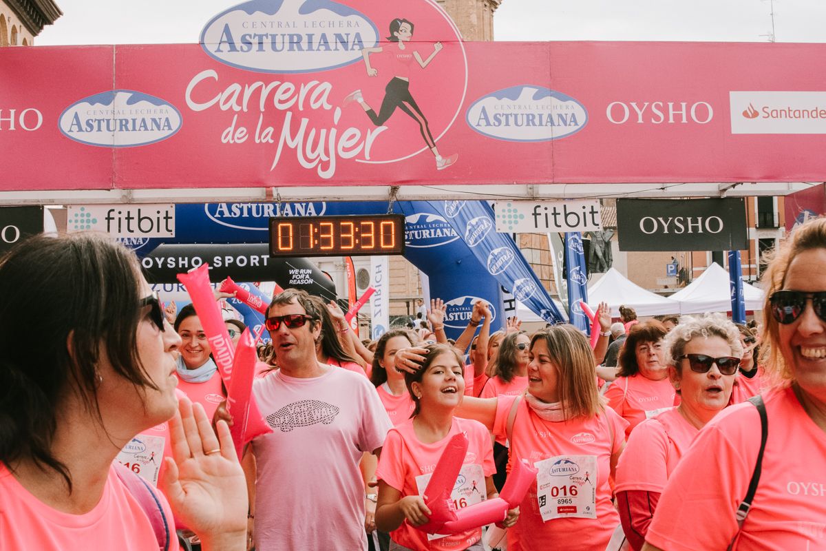 Llegada de la Carrera de la Mujer de Zaragoza (GALERÍA 28)