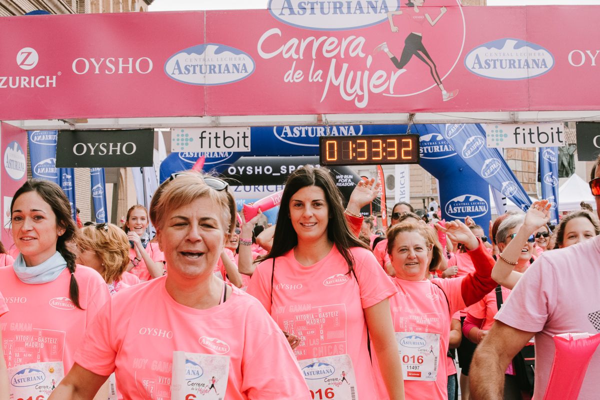 Llegada de la Carrera de la Mujer de Zaragoza (GALERÍA 28)