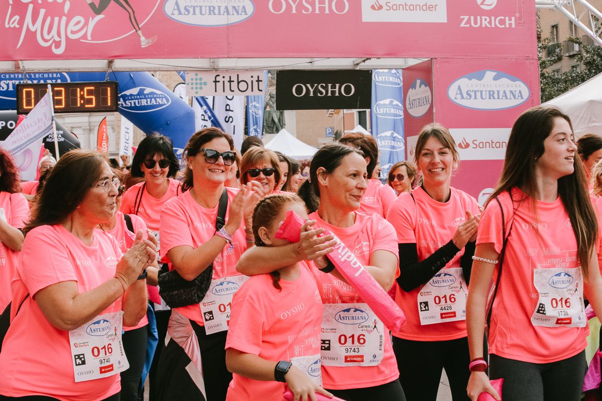 Llegada de la Carrera de la Mujer de Zaragoza (GALERÍA 27)