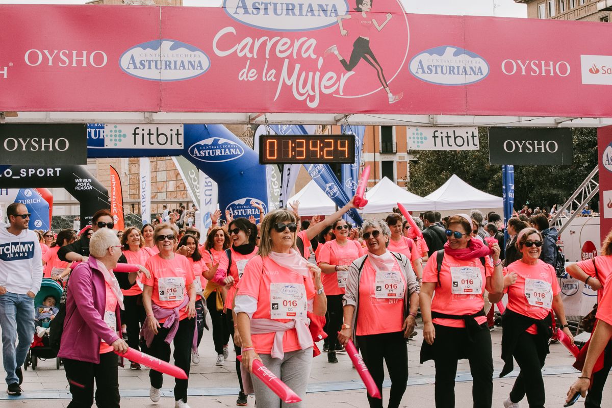 Llegada de la Carrera de la Mujer de Zaragoza (GALERÍA 28)