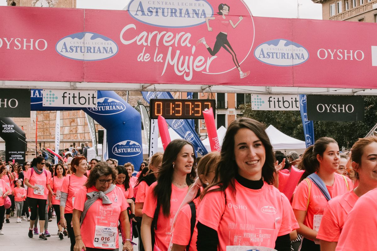 Llegada de la Carrera de la Mujer de Zaragoza (GALERÍA 30)