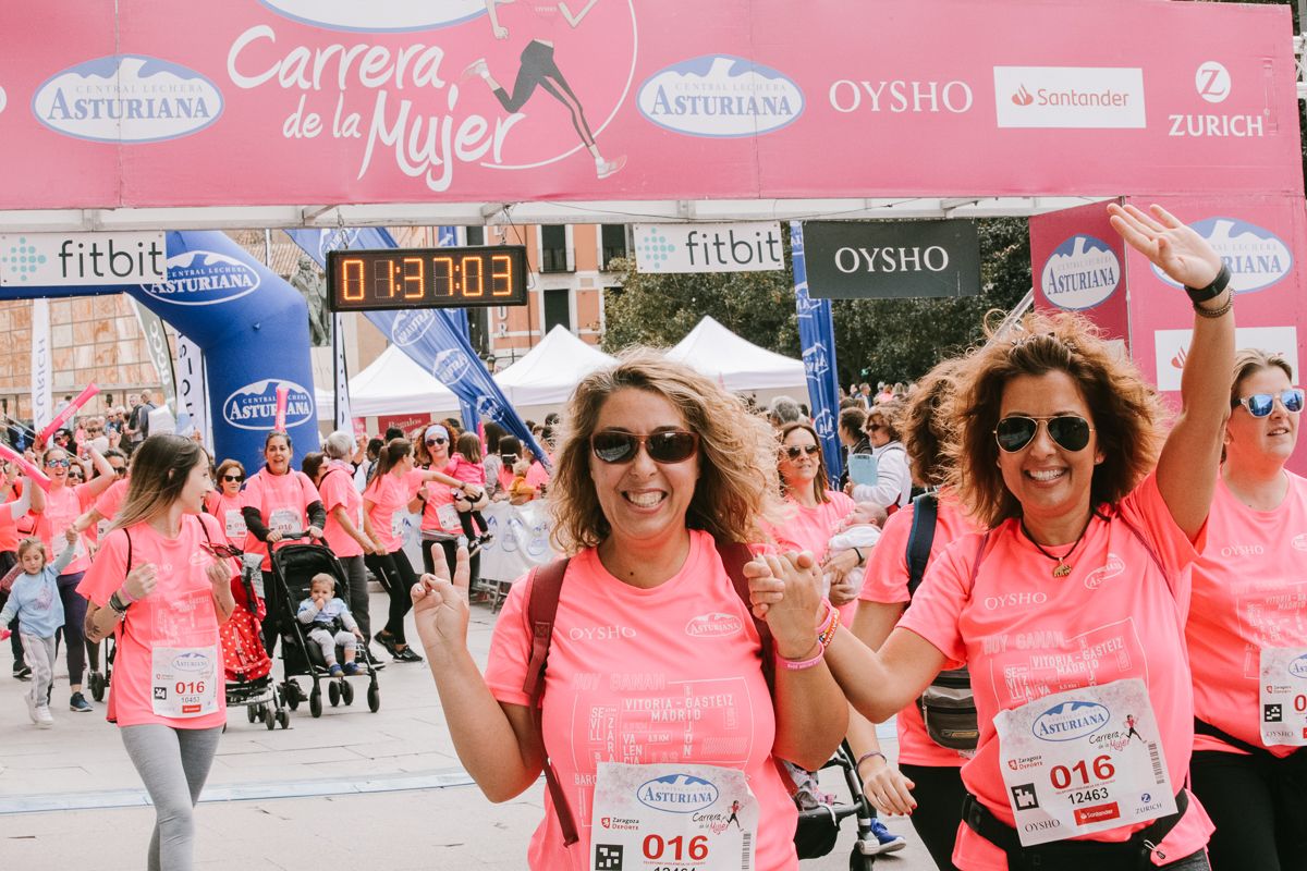 Llegada de la Carrera de la Mujer de Zaragoza (GALERÍA 30)