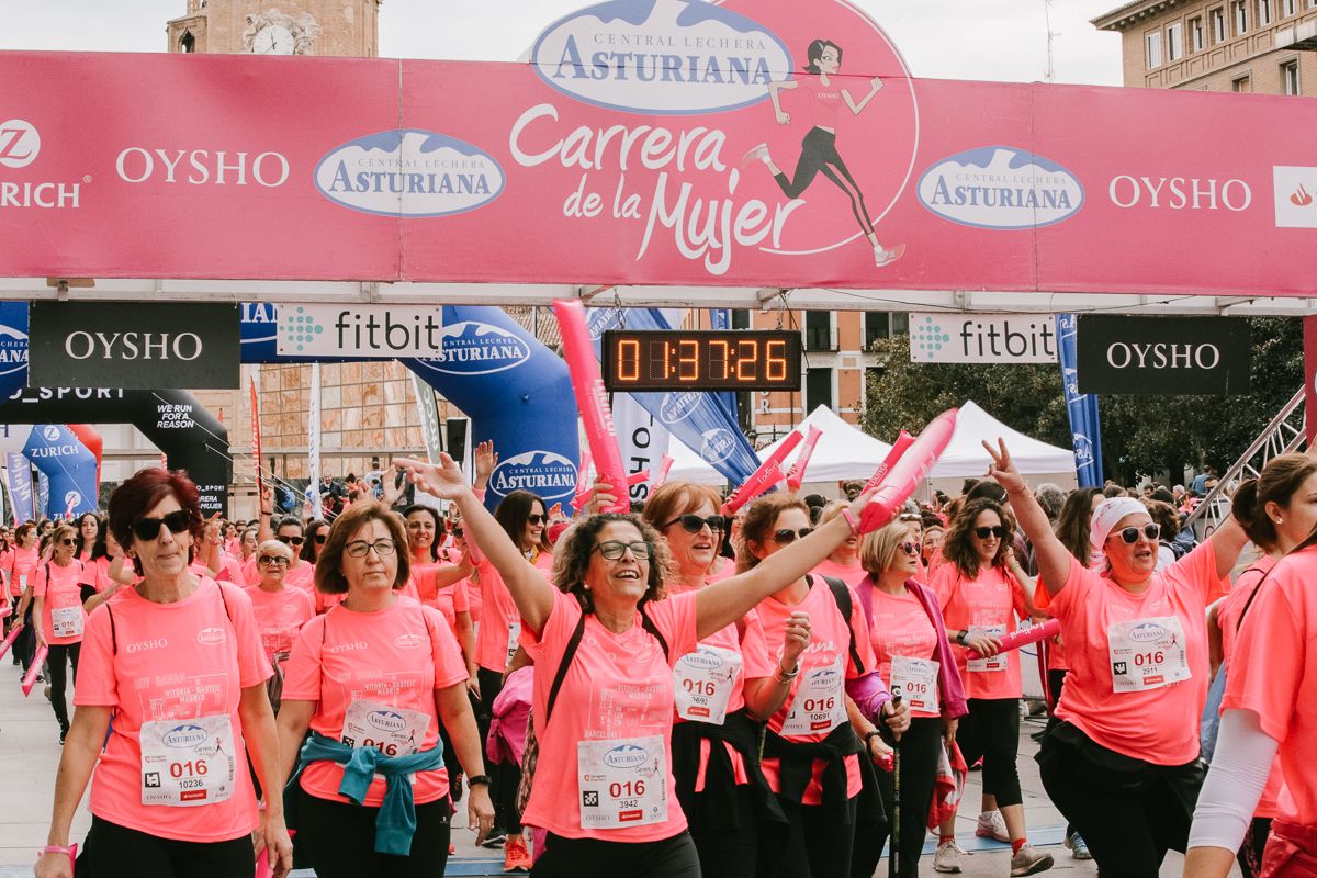 Llegada de la Carrera de la Mujer de Zaragoza (GALERÍA 30)