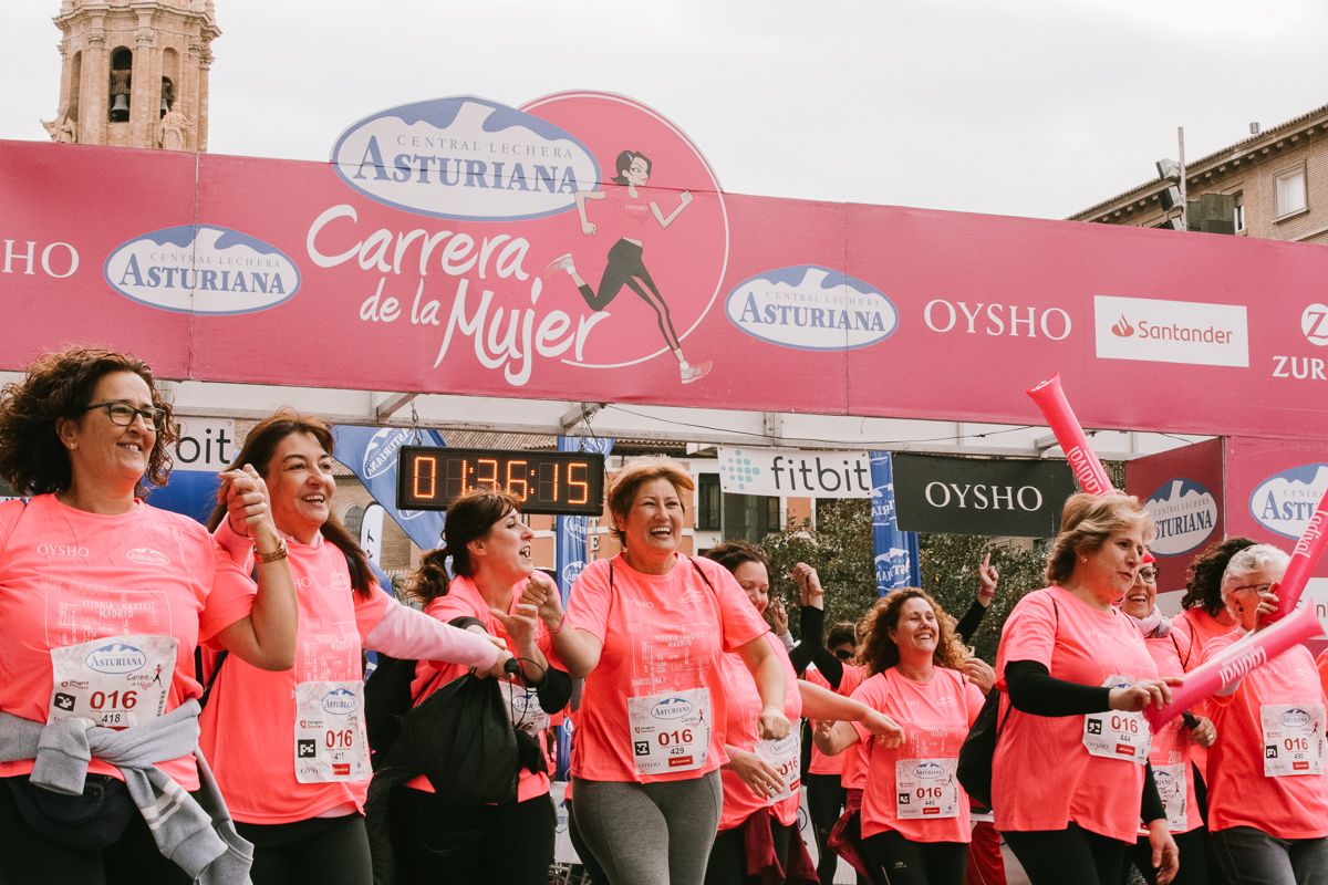 Llegada de la Carrera de la Mujer de Zaragoza (GALERÍA 29)