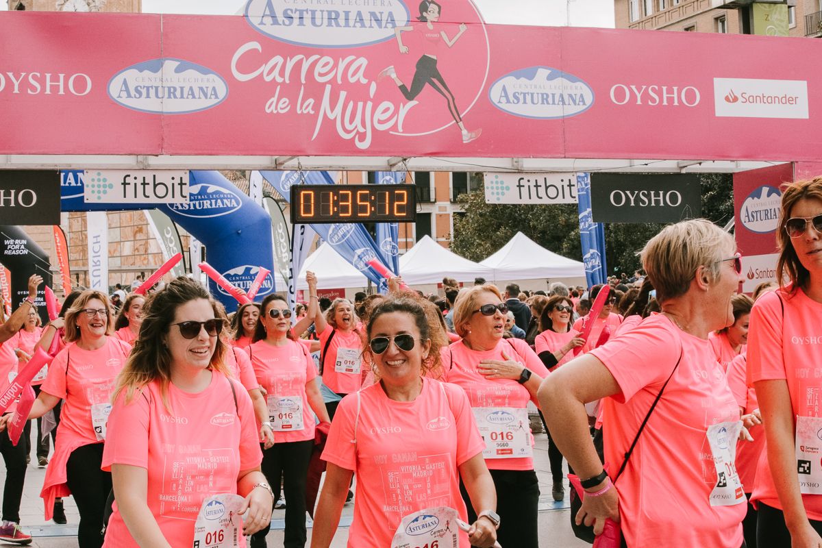 Llegada de la Carrera de la Mujer de Zaragoza (GALERÍA 29)