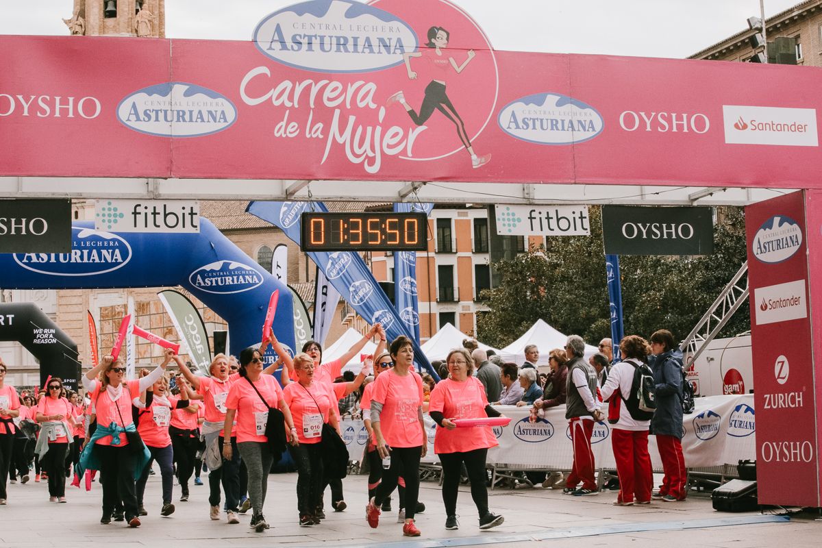Llegada de la Carrera de la Mujer de Zaragoza (GALERÍA 29)