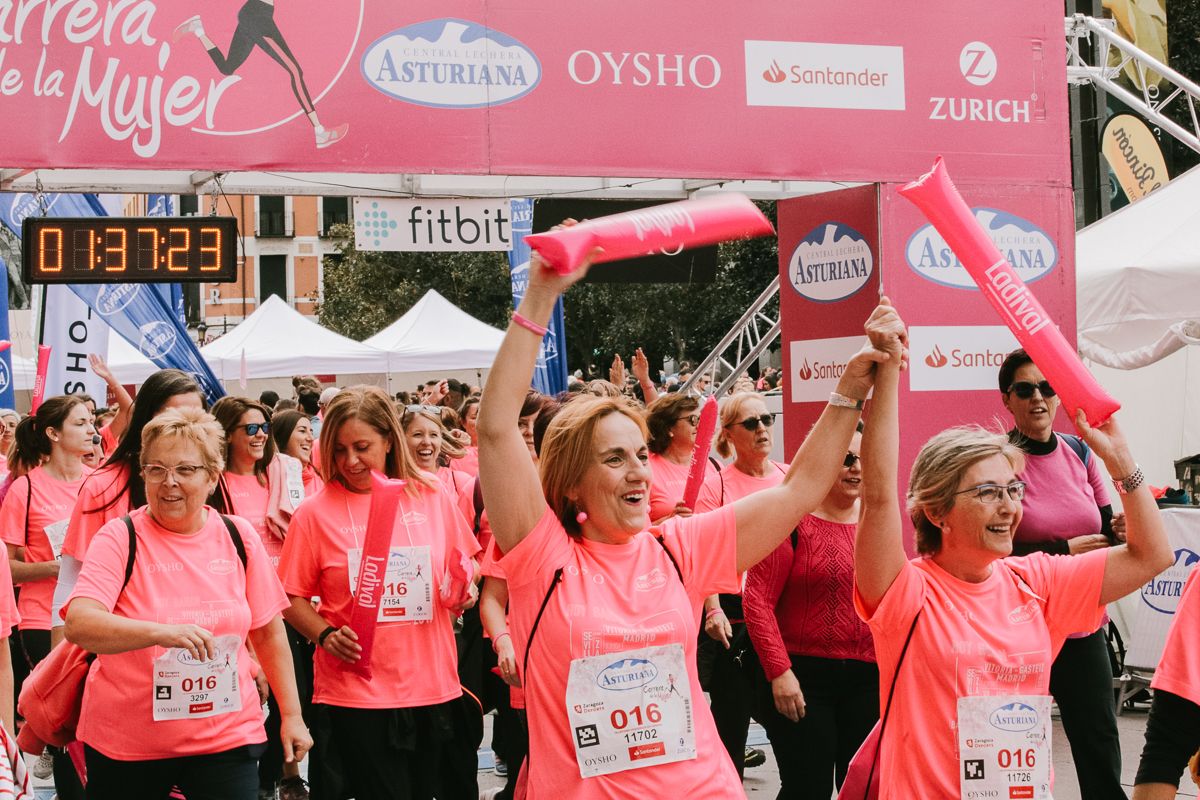Llegada de la Carrera de la Mujer de Zaragoza (GALERÍA 30)