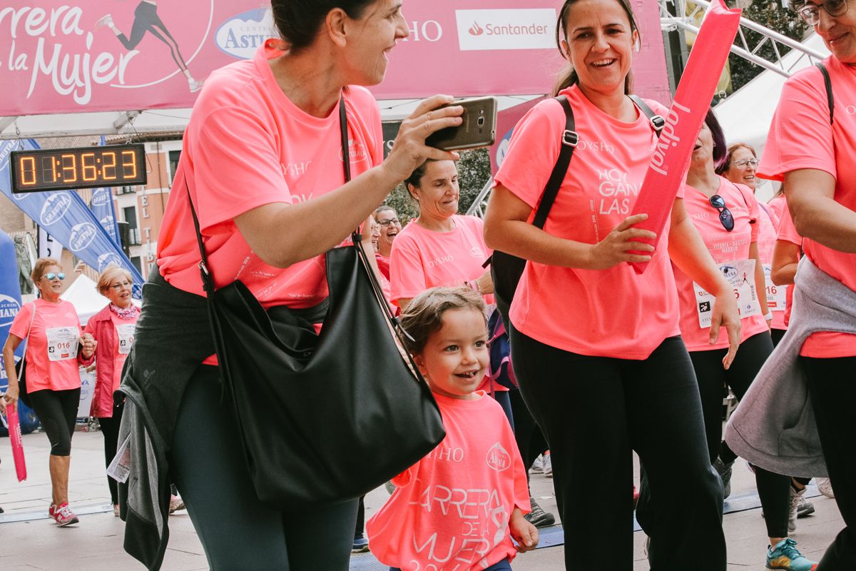 Llegada de la Carrera de la Mujer de Zaragoza (GALERÍA 29)
