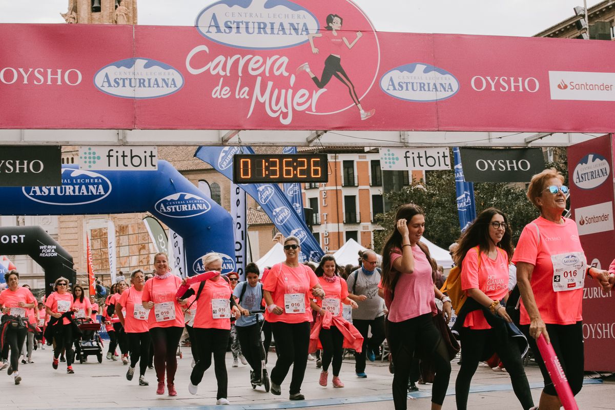 Llegada de la Carrera de la Mujer de Zaragoza (GALERÍA 29)