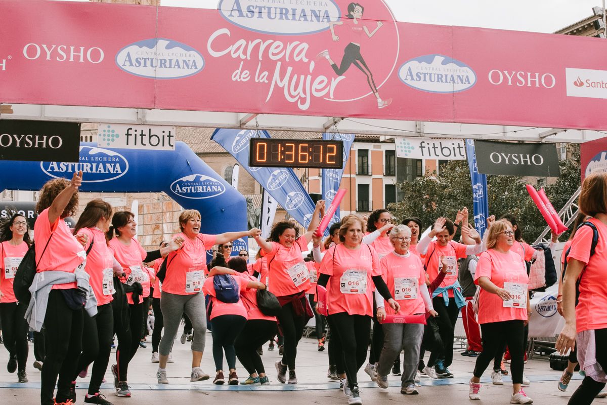 Llegada de la Carrera de la Mujer de Zaragoza (GALERÍA 29)