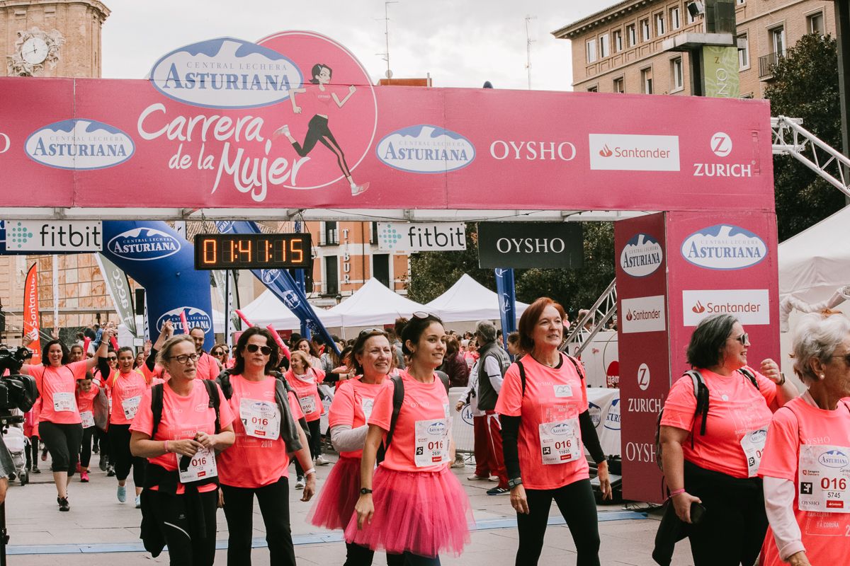 Llegada de la Carrera de la Mujer de Zaragoza (GALERÍA 31)