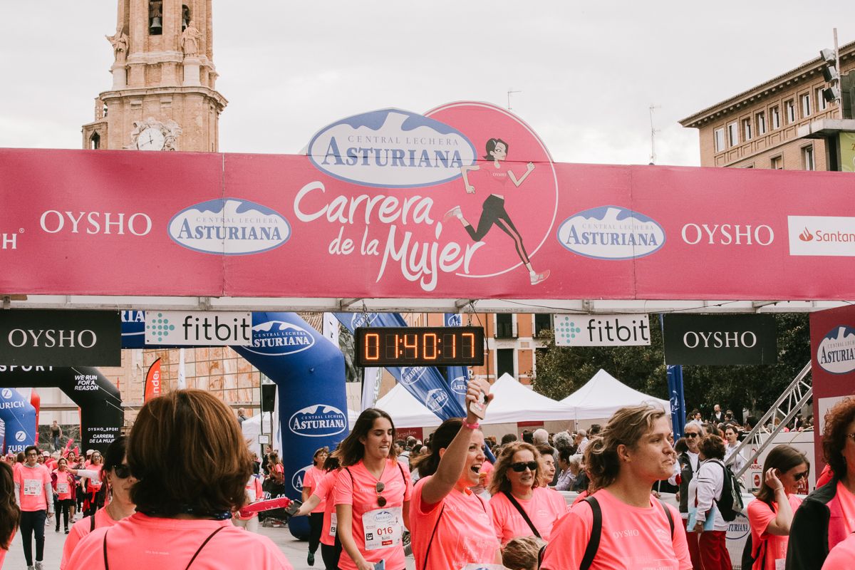 Llegada de la Carrera de la Mujer de Zaragoza (GALERÍA 31)