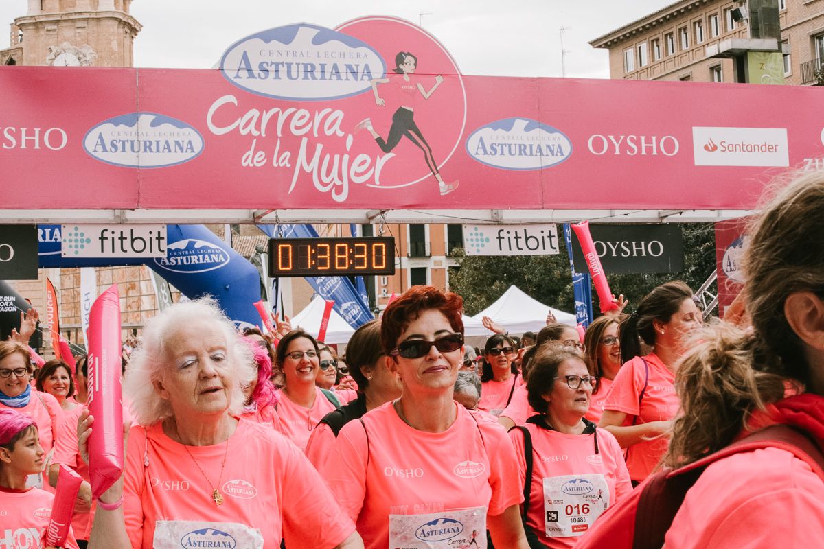 Llegada de la Carrera de la Mujer de Zaragoza (GALERÍA 31)