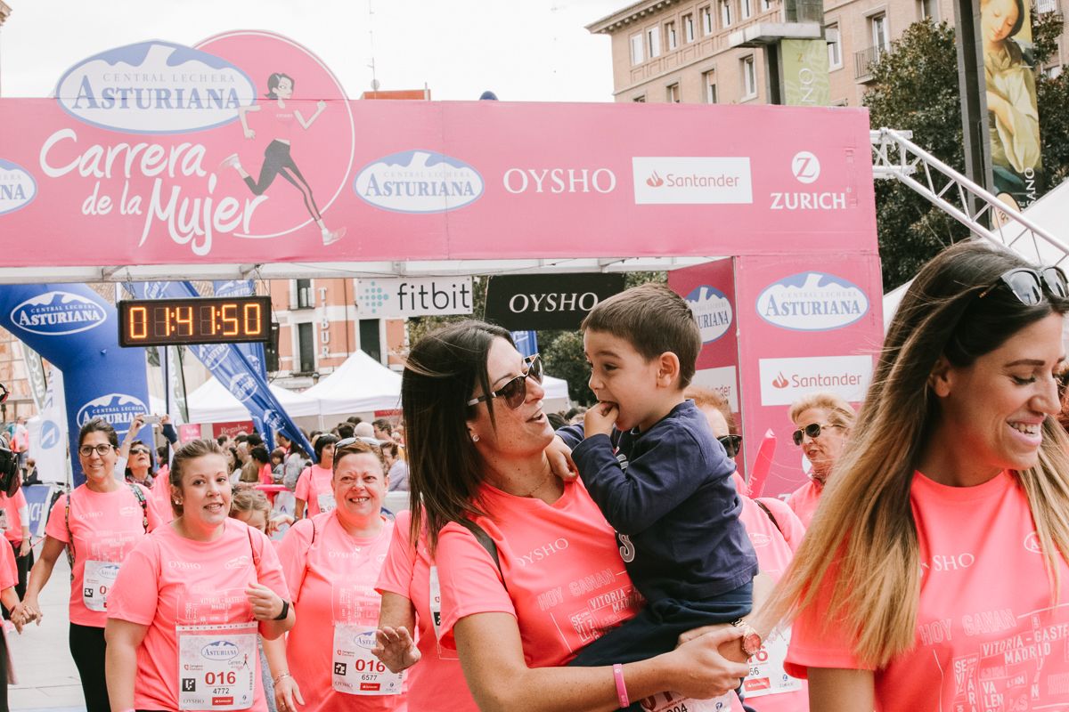 Llegada de la Carrera de la Mujer de Zaragoza (GALERÍA 32)