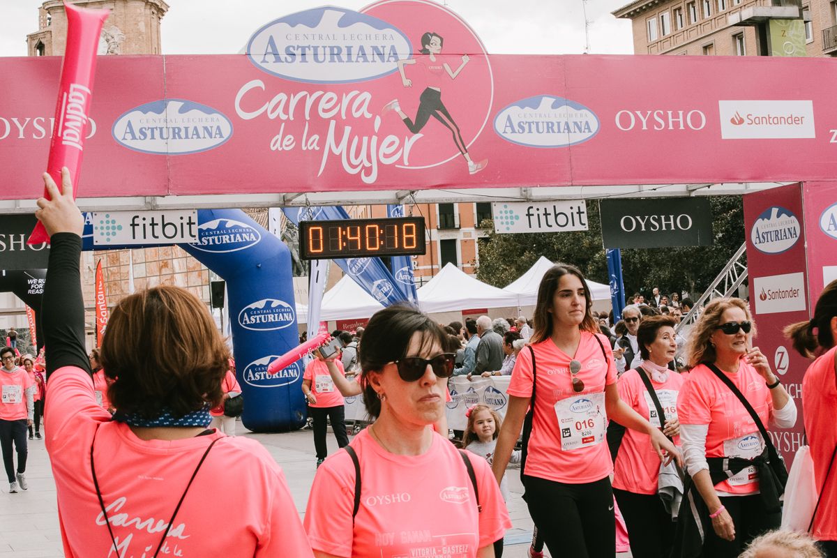 Llegada de la Carrera de la Mujer de Zaragoza (GALERÍA 31)