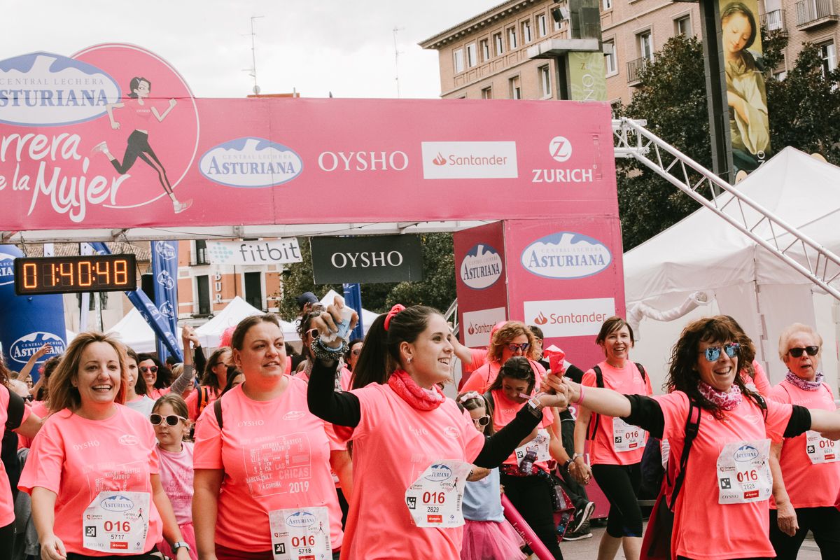Llegada de la Carrera de la Mujer de Zaragoza (GALERÍA 31)