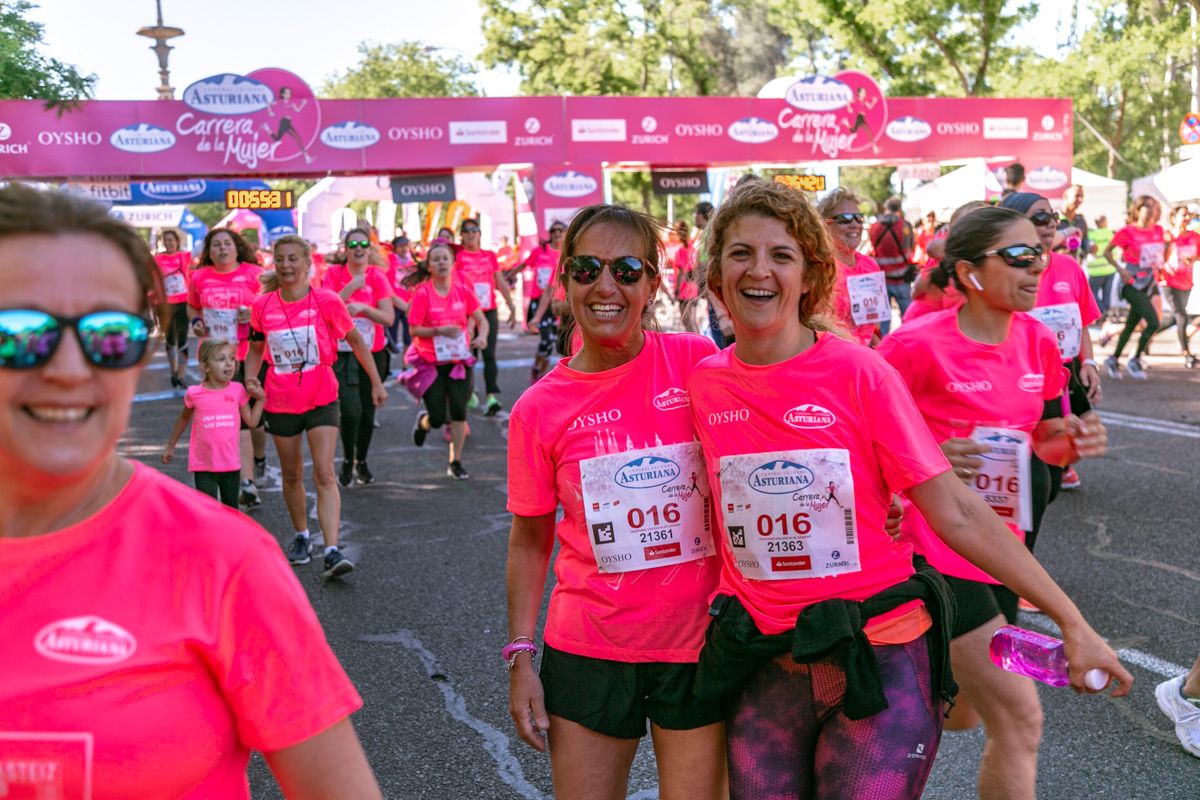 Carrera de la Mujer de Madrid - META, ARCO DERECHO (de 54:34 a 56:19)