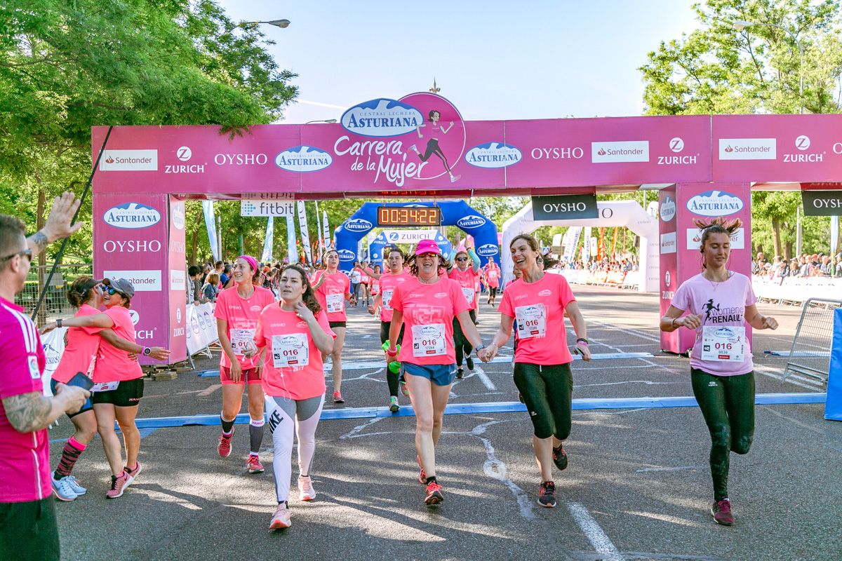 Carrera de la Mujer de Madrid - META, ARCO DERECHO (de 33:57 a 35:05)