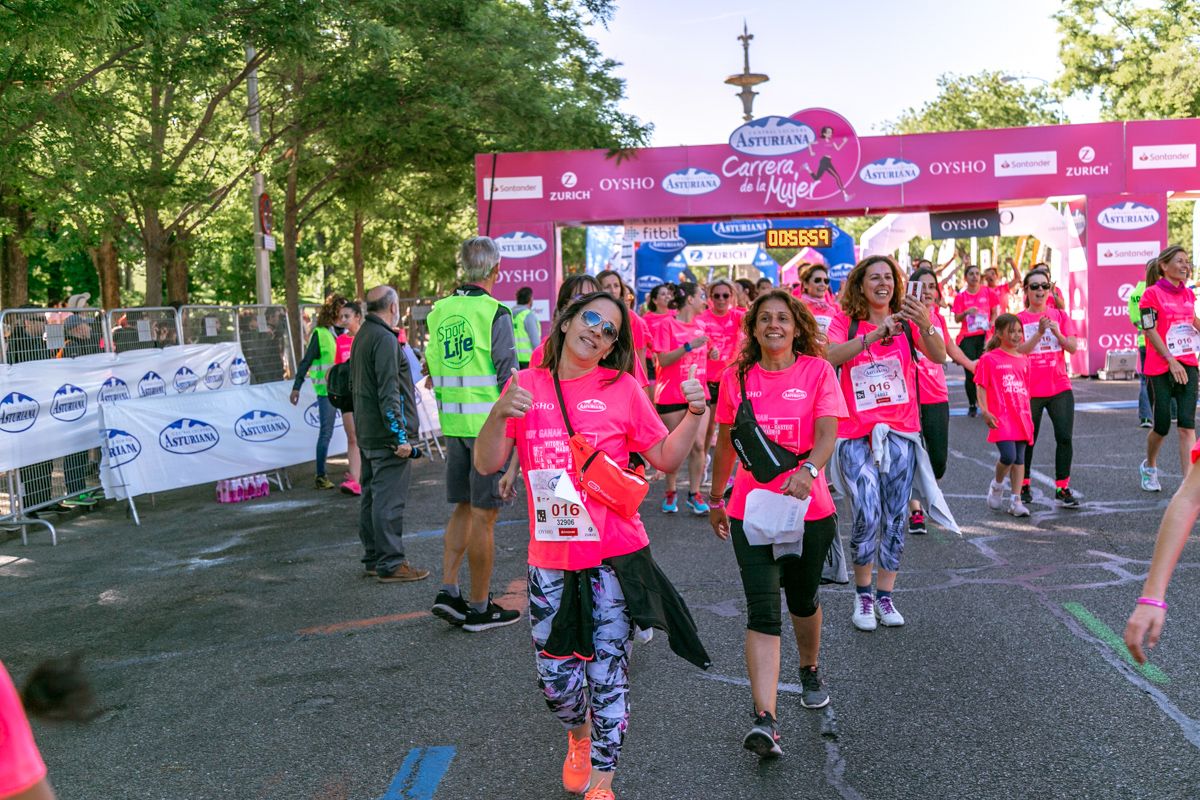 Carrera de la Mujer de Madrid - META, ARCO DERECHO (de 56:20 a 57:45)
