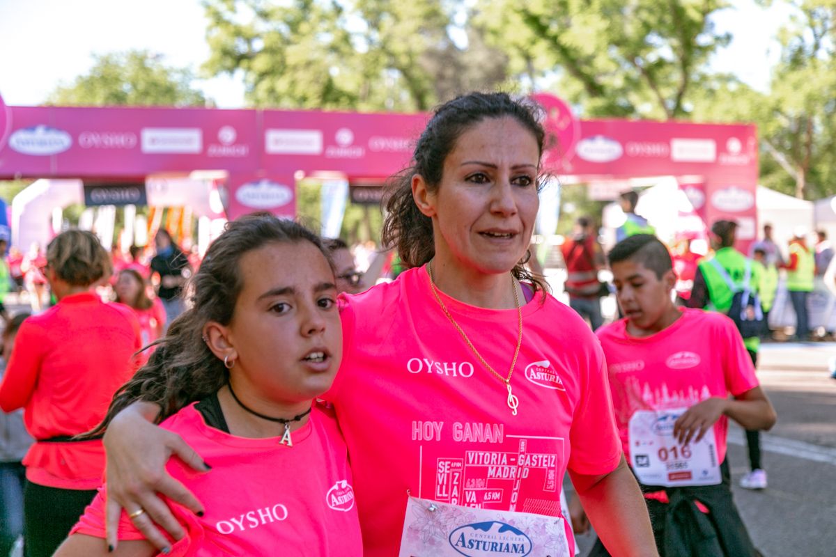 Carrera de la Mujer de Madrid - META, ARCO DERECHO (de 56:20 a 57:45)