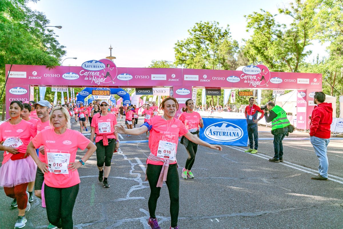 Carrera de la Mujer de Madrid - META, ARCO DERECHO (de 35:06 a 36:39)