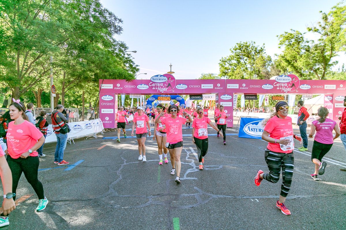 Carrera de la Mujer de Madrid - META, ARCO DERECHO (de 35:06 a 36:39)