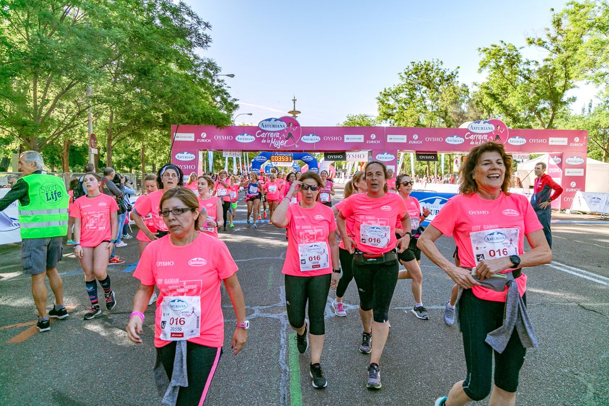 Carrera de la Mujer de Madrid - META, ARCO DERECHO (de 35:06 a 36:39)