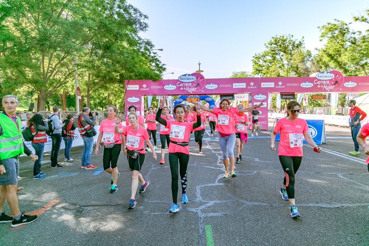 Carrera de la Mujer de Madrid - META, ARCO DERECHO (de 35:06 a 36:39)