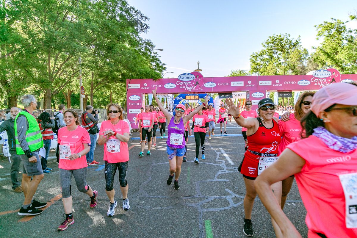 Carrera de la Mujer de Madrid - META, ARCO DERECHO (de 35:06 a 36:39)