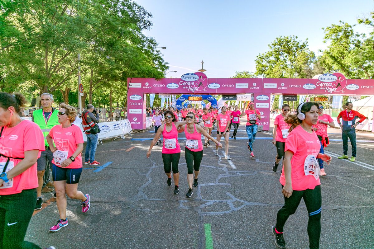 Carrera de la Mujer de Madrid - META, ARCO DERECHO (de 35:06 a 36:39)
