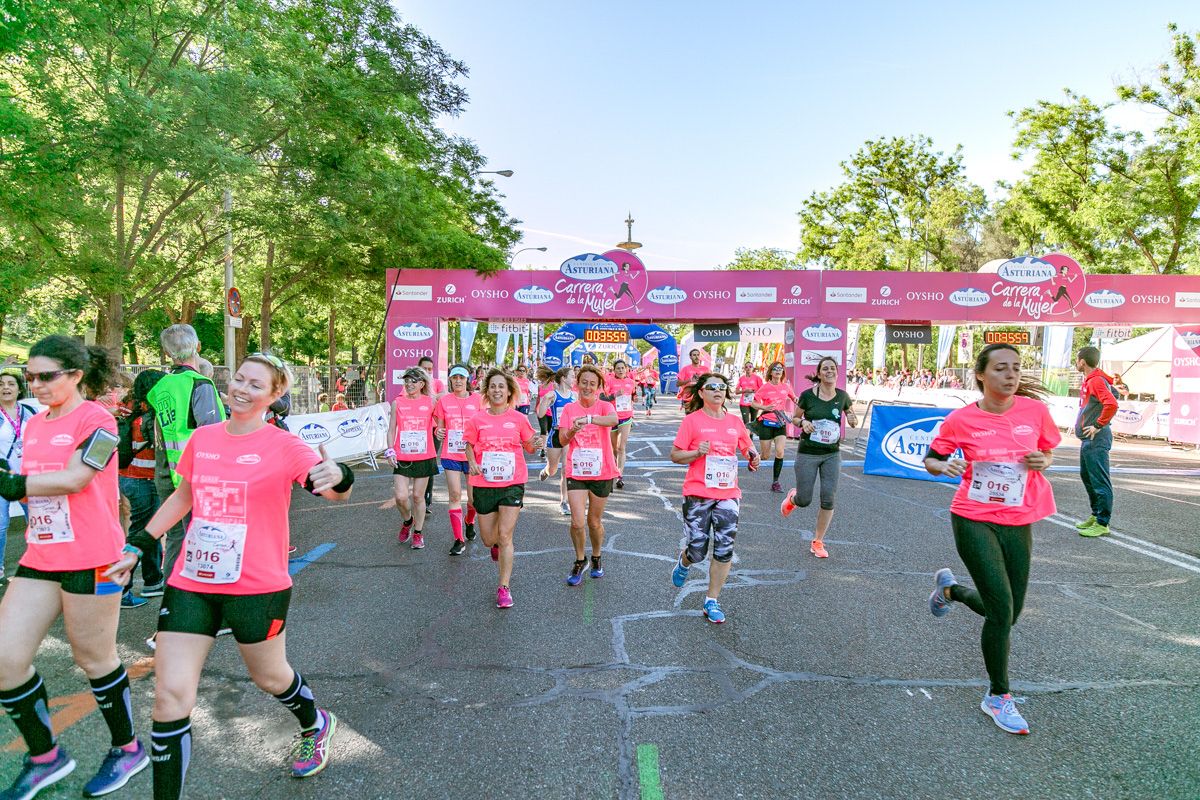 Carrera de la Mujer de Madrid - META, ARCO DERECHO (de 35:06 a 36:39)