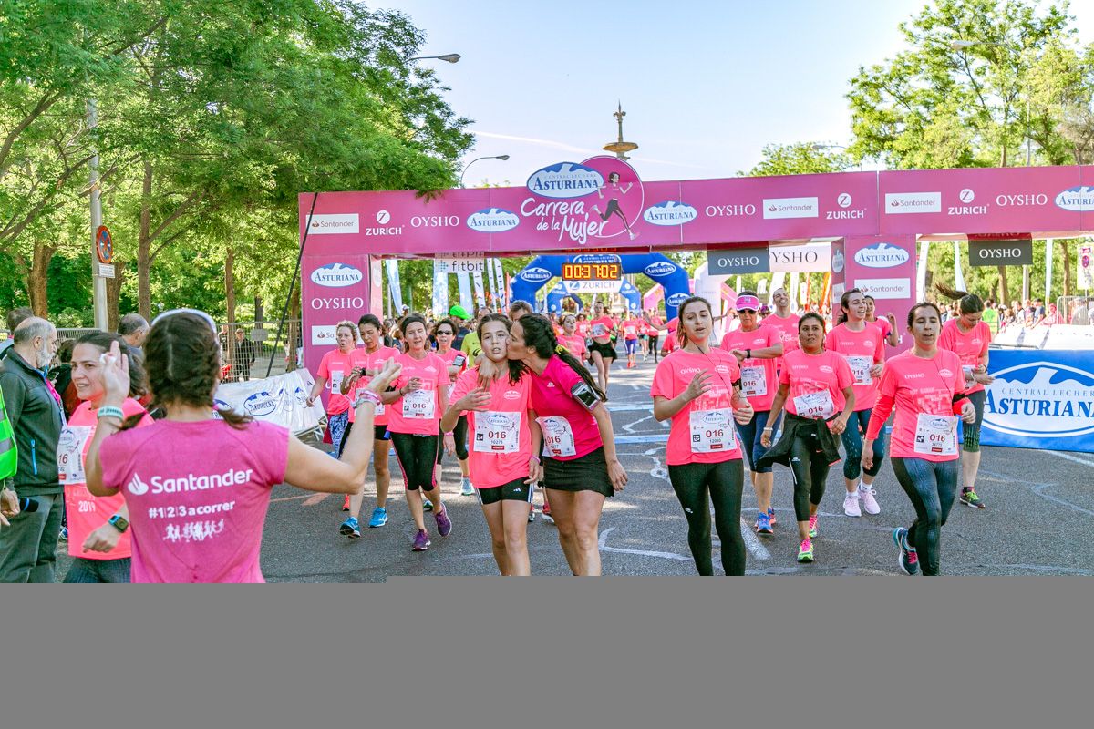 Carrera de la Mujer de Madrid - META, ARCO DERECHO (de 36:40 a 37:48)