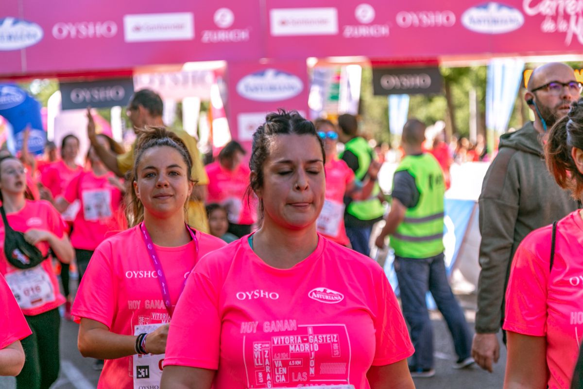 Carrera de la Mujer de Madrid - META, ARCO DERECHO (de 1:05:47 a 1:07:15)
