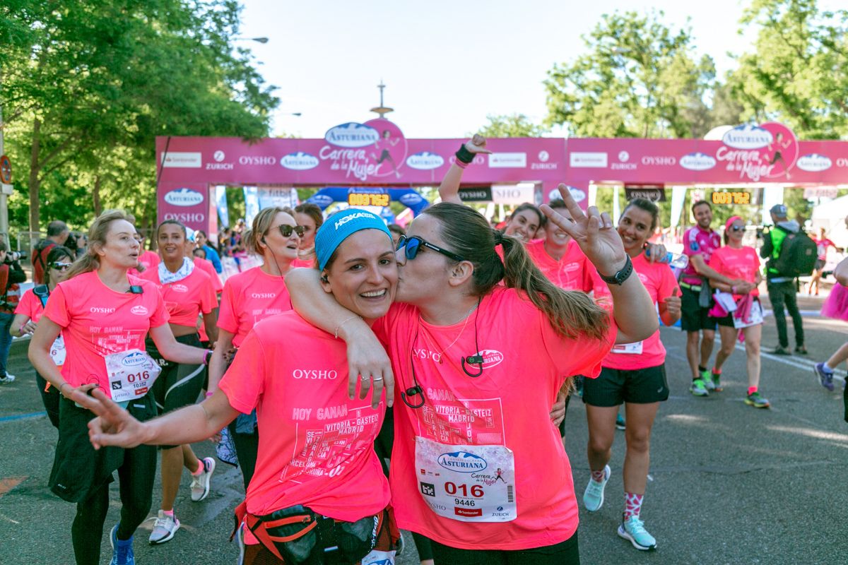 Carrera de la Mujer de Madrid - META, ARCO DERECHO (de 37:52 a 39:06)