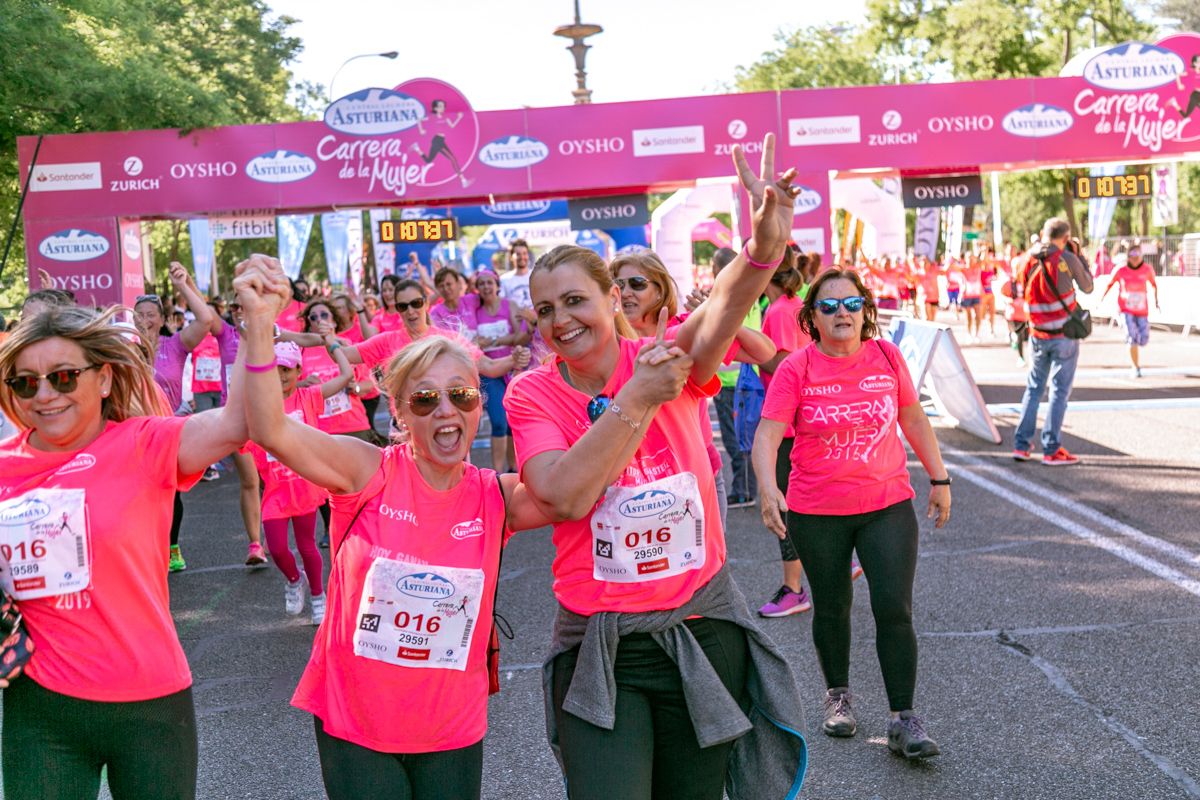 Carrera de la Mujer de Madrid - META, ARCO DERECHO (de 1:07:19 a 1:08:30)