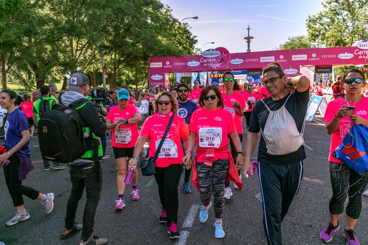 Carrera de la Mujer de Madrid - META, ARCO DERECHO (de 1:07:19 a 1:08:30)