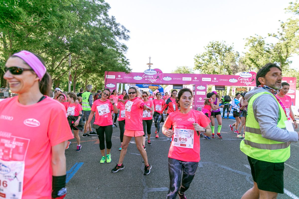 Carrera de la Mujer de Madrid - META, ARCO DERECHO (de 37:52 a 39:06)