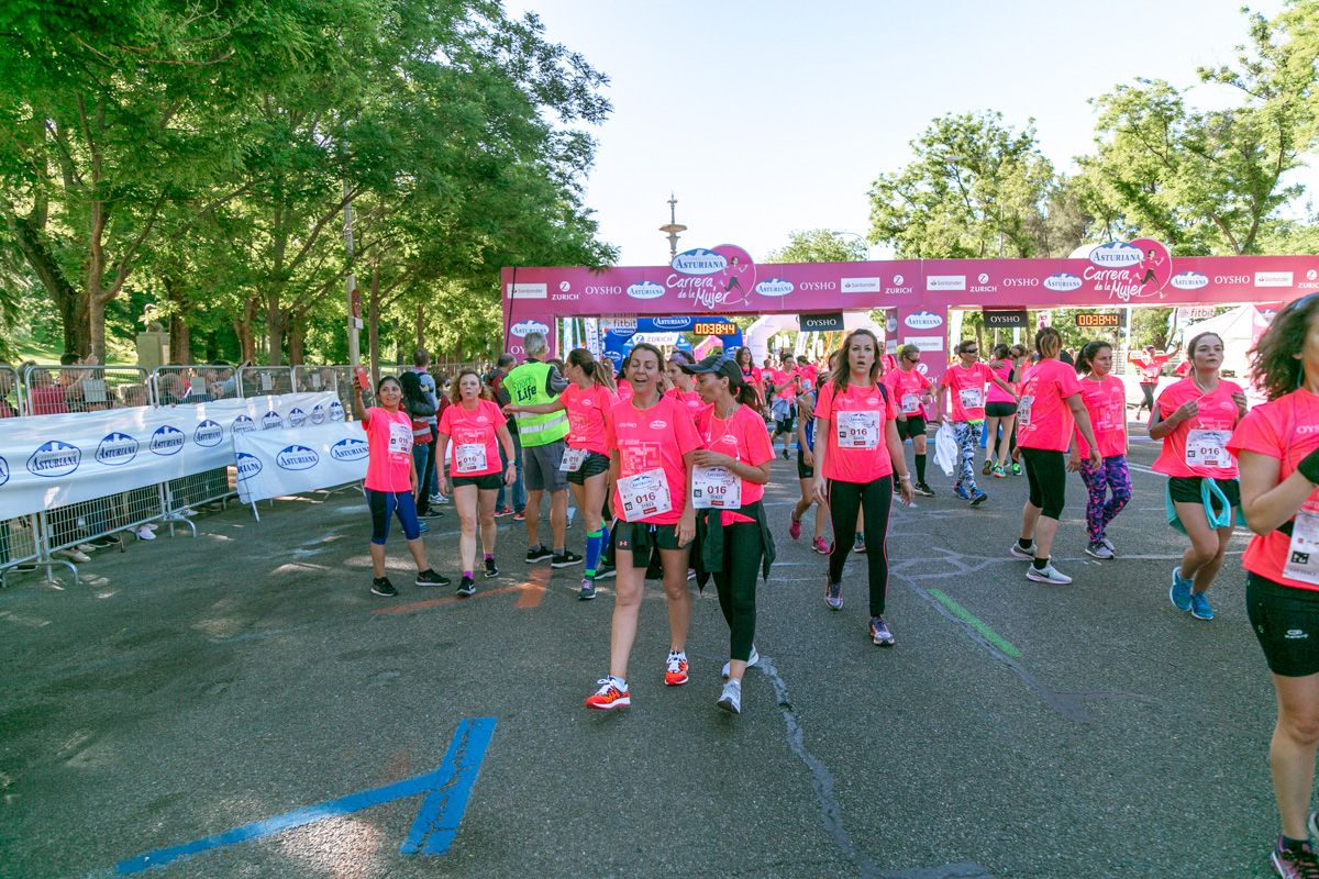 Carrera de la Mujer de Madrid - META, ARCO DERECHO (de 37:52 a 39:06)