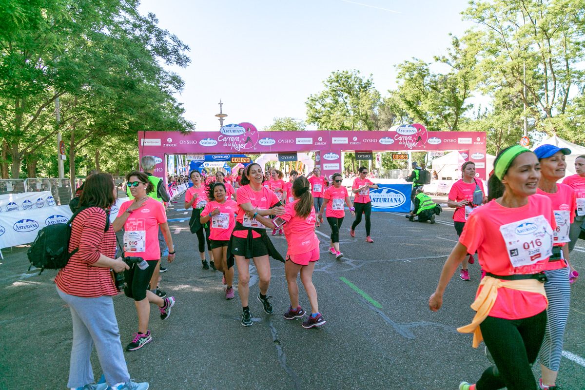 Carrera de la Mujer de Madrid - META, ARCO DERECHO (de 37:52 a 39:06)