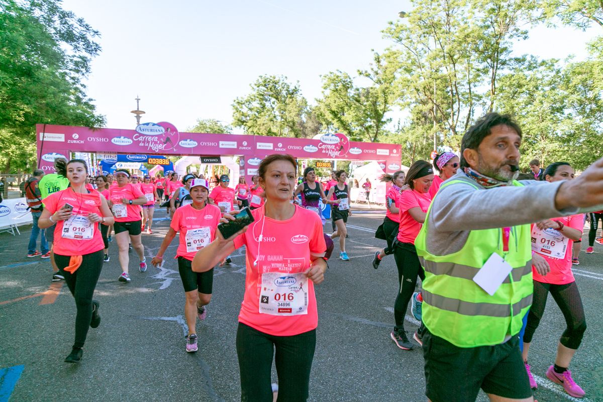 Carrera de la Mujer de Madrid - META, ARCO DERECHO (de 37:52 a 39:06)