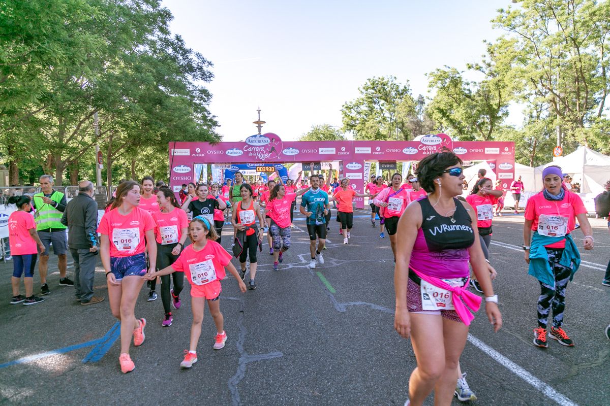 Carrera de la Mujer de Madrid - META, ARCO DERECHO (de 39:07 a 40:26)
