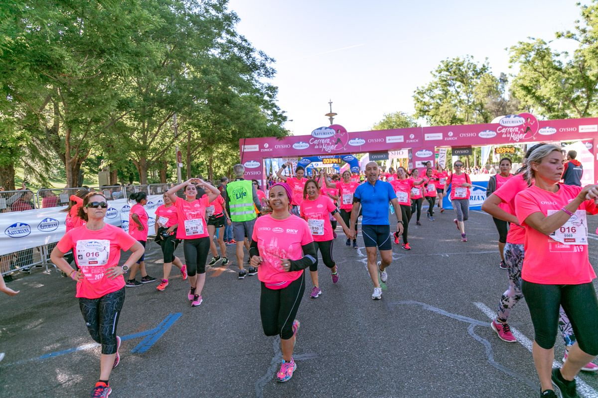 Carrera de la Mujer de Madrid - META, ARCO DERECHO (de 39:07 a 40:26)