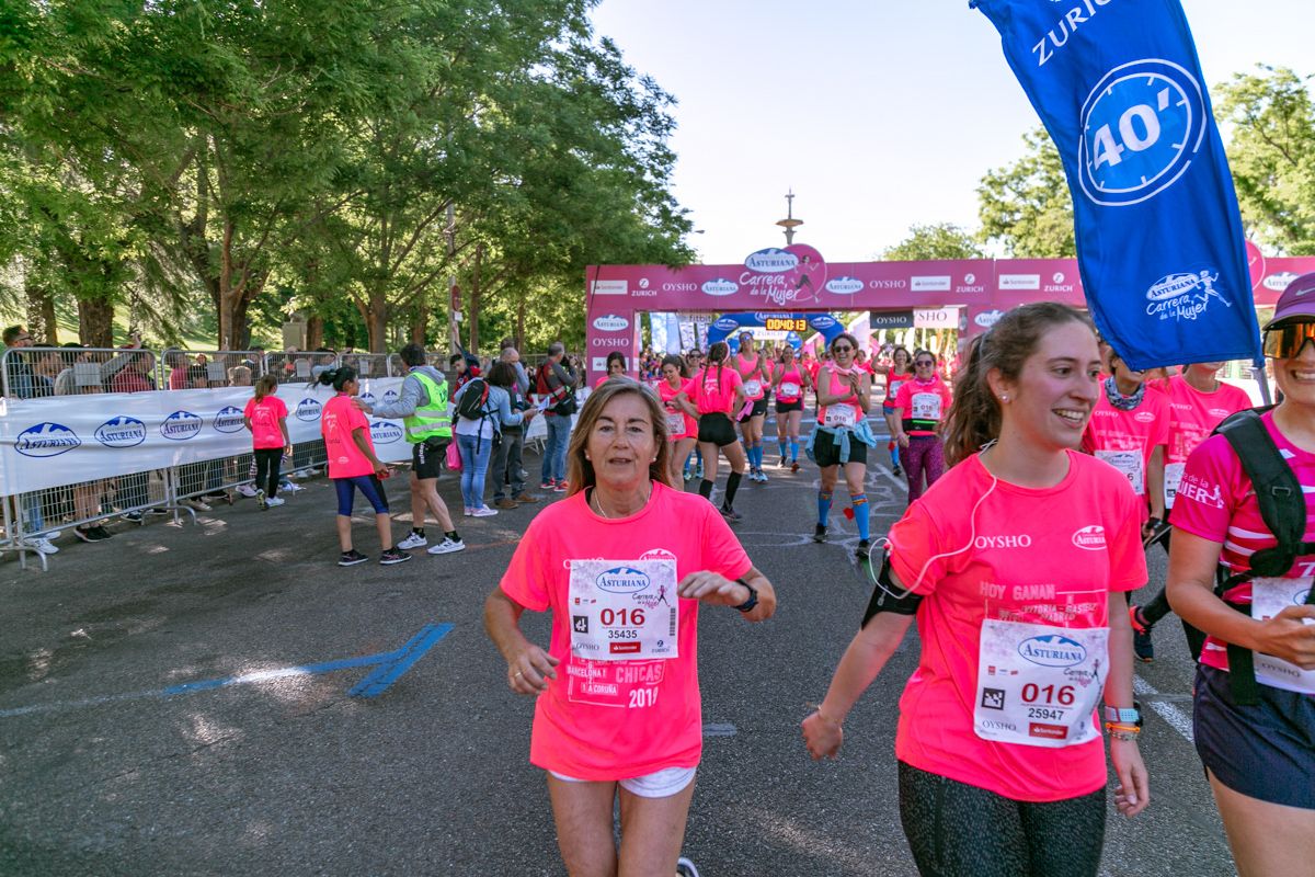 Carrera de la Mujer de Madrid - META, ARCO DERECHO (de 39:07 a 40:26)
